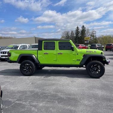 2021 Jeep Gladiator Sport