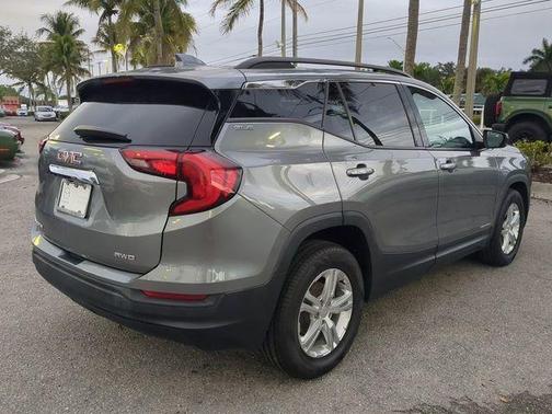 2020 GMC Terrain SLE