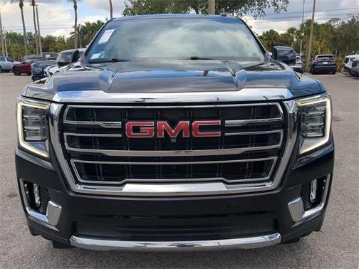 2022 GMC Yukon SLT