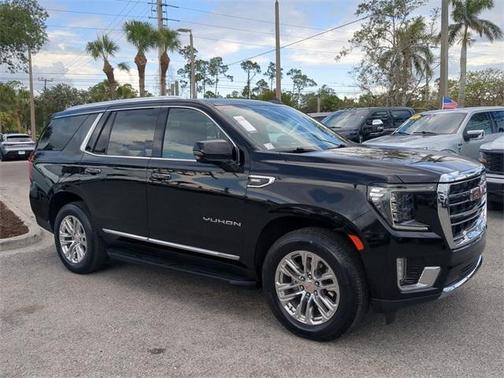 2022 GMC Yukon SLT