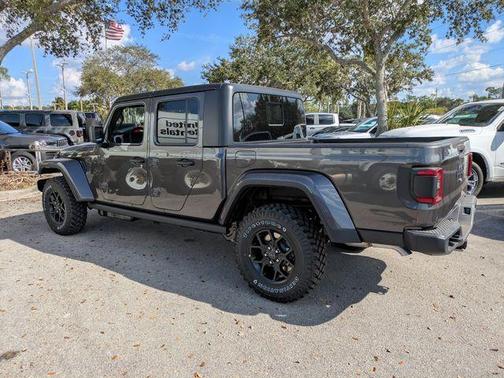 2026 Jeep Gladiator Sport