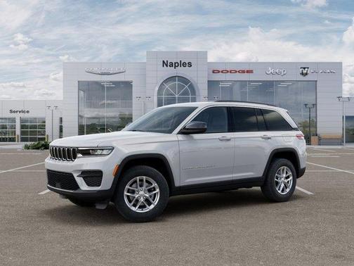 Bright White Clearcoat 2026 Jeep Grand Cherokee Laredo X