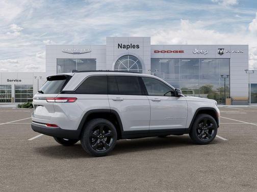 Bright White Clearcoat 2026 Jeep Grand Cherokee Limited