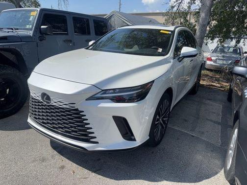 Eminent White Pearl 2023 Lexus RX 350