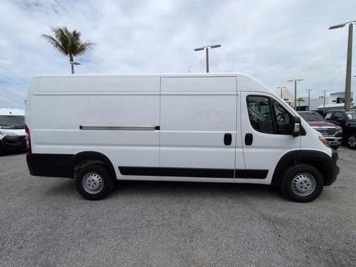 Bright White Clearcoat 2025 RAM ProMaster 3500 High Roof