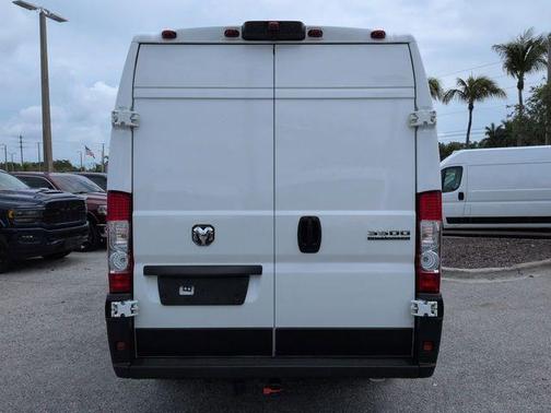 Bright White Clearcoat 2025 RAM ProMaster 3500 High Roof