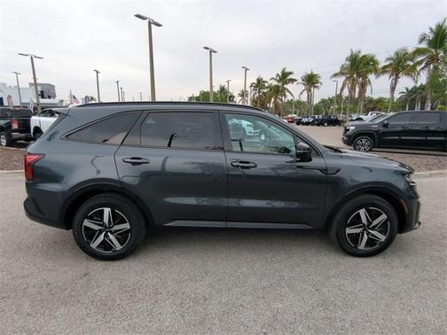 2023 Kia Sorento S