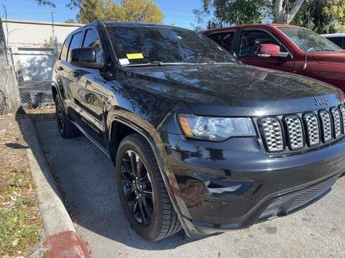 2019 Jeep Grand Cherokee Altitude