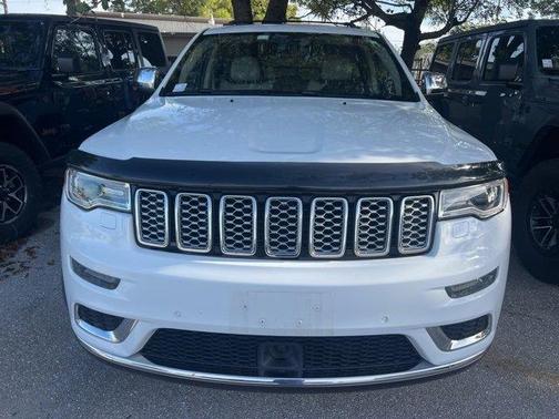 2020 Jeep Grand Cherokee Summit