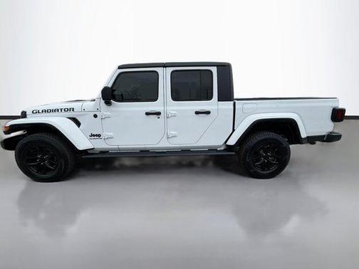 2022 Jeep Gladiator Sport