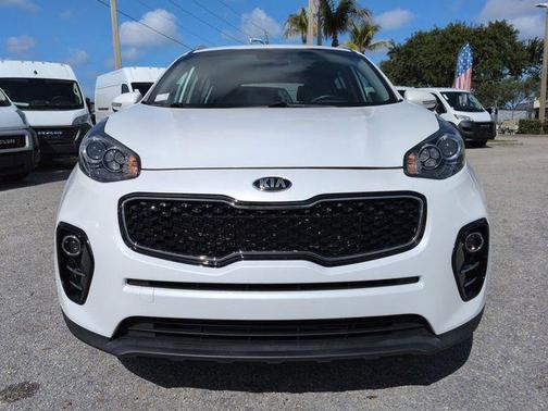 Snow White Pearl 2018 Kia Sportage EX
