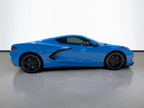 2022 Chevrolet Corvette Stingray w/2LT