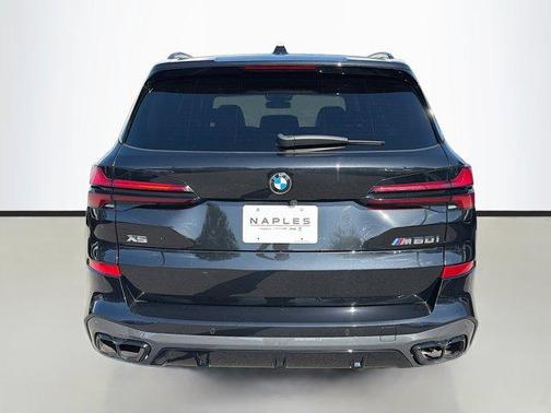 2024 BMW X5 M60i