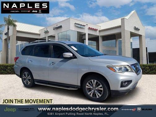 2018 Nissan Pathfinder SV