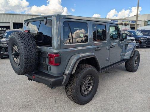 2025 Jeep Wrangler Rubicon 392