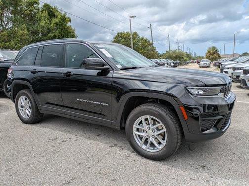 2025 Jeep Grand Cherokee Laredo X