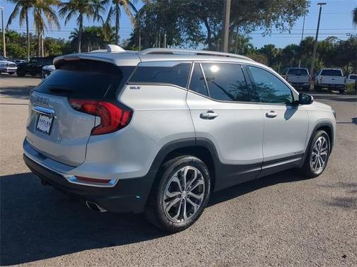 2019 GMC Terrain SLT