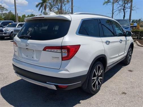 2019 Honda Pilot Touring 7-Passenger