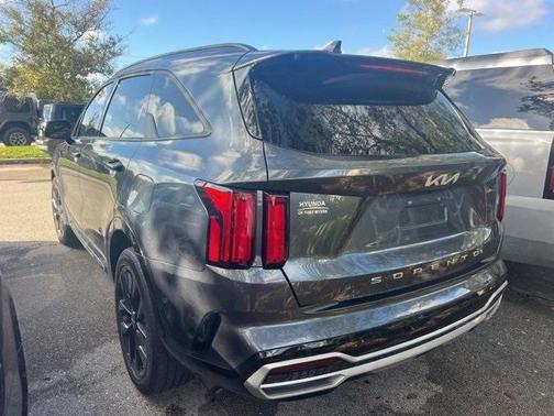 2022 Kia Sorento SX
