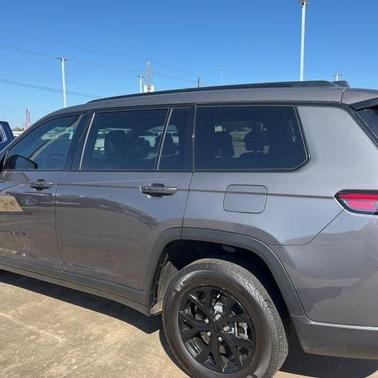 2024 Jeep Grand Cherokee L Laredo