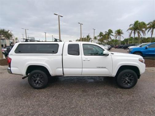 2022 Toyota Tacoma SR