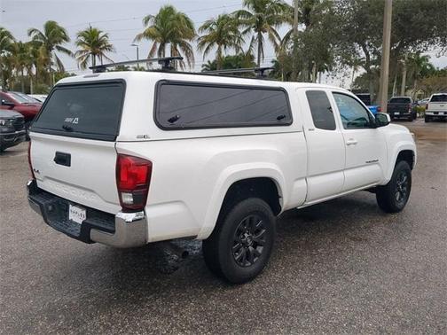 2022 Toyota Tacoma SR