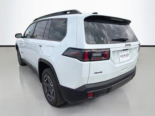 Bright White Clearcoat 2026 Jeep Cherokee LAREDO/LIMITED