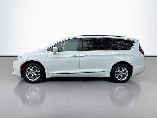2020 Chrysler Pacifica Touring-L Plus