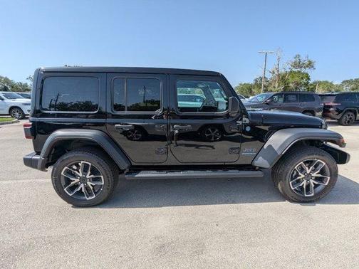 2025 Jeep Wrangler 4xe Sport