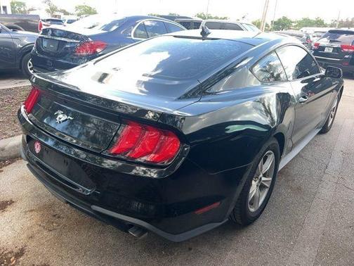 2020 Ford Mustang EcoBoost