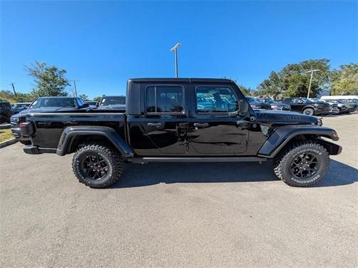 2026 Jeep Gladiator Sport