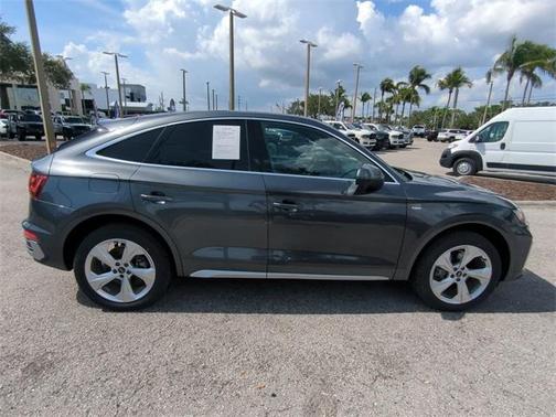 2021 Audi Q5 40 Premium Plus
