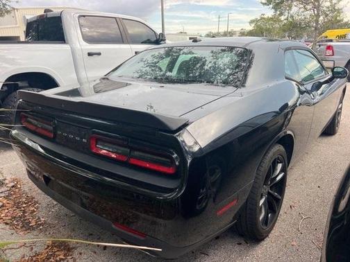 2018 Dodge Challenger SXT
