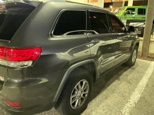 2019 Jeep Grand Cherokee Laredo E