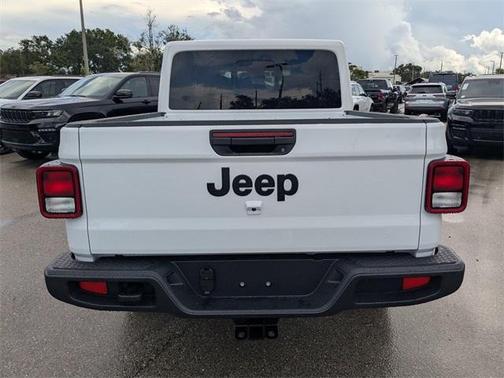 2025 Jeep Gladiator Sport
