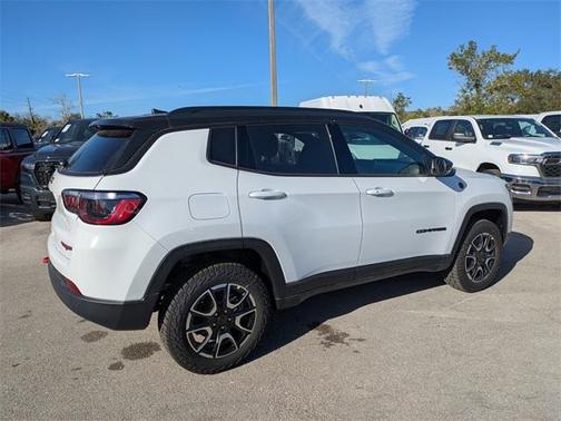 2026 Jeep Compass Trailhawk