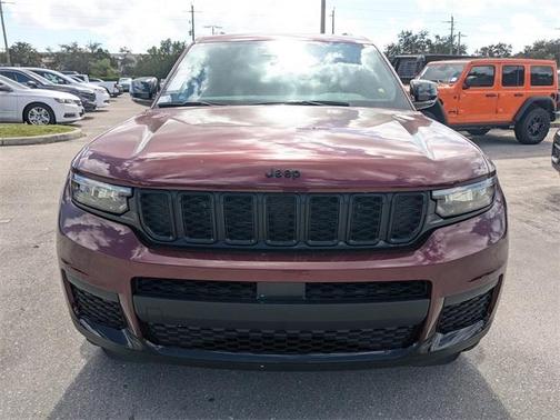 2025 Jeep Grand Cherokee L Laredo