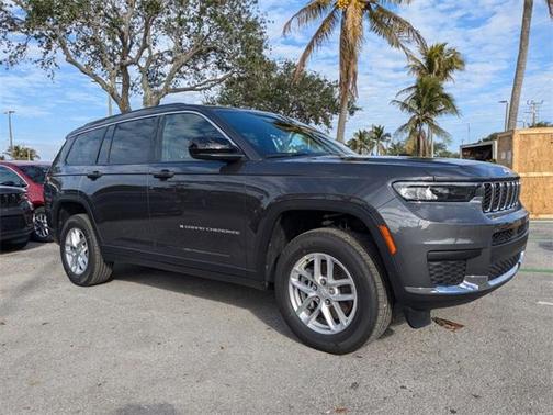 2025 Jeep Grand Cherokee L Laredo