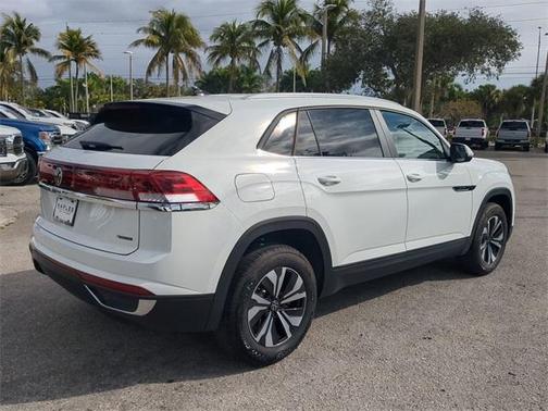 2025 Volkswagen Atlas Cross Sport 2.0T SE