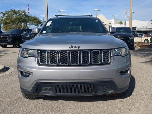 2020 Jeep Grand Cherokee Laredo E