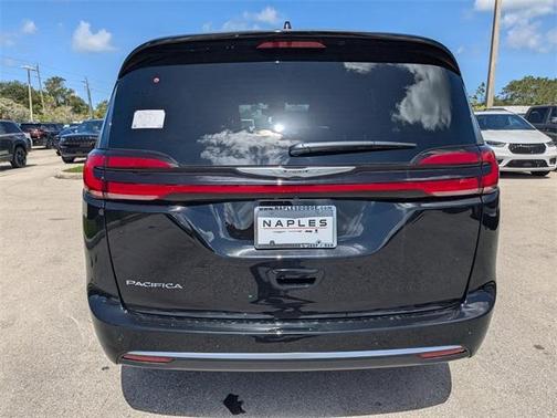 2025 Chrysler Pacifica Pinnacle