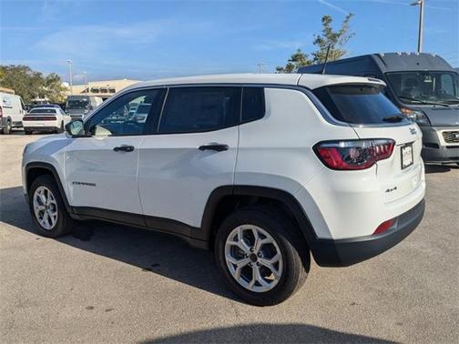 2025 Jeep Compass Sport