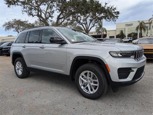 2025 Jeep Grand Cherokee Laredo X
