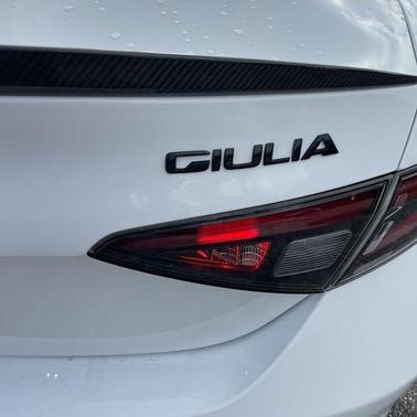 2024 Alfa Romeo Giulia Base