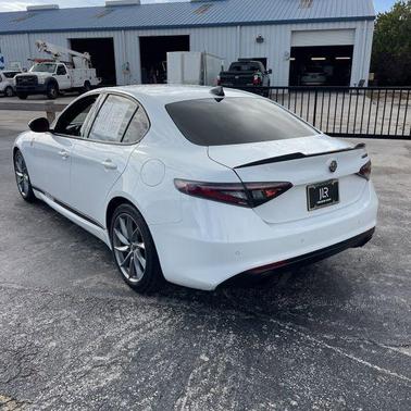 2024 Alfa Romeo Giulia Base