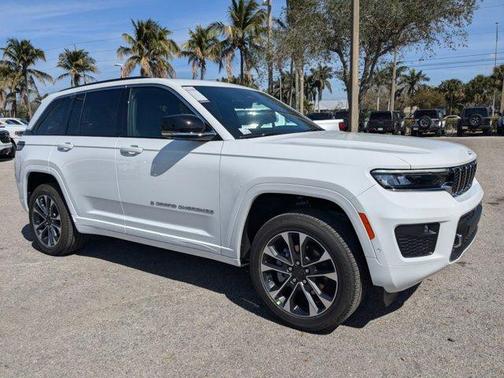 2025 Jeep Grand Cherokee Overland