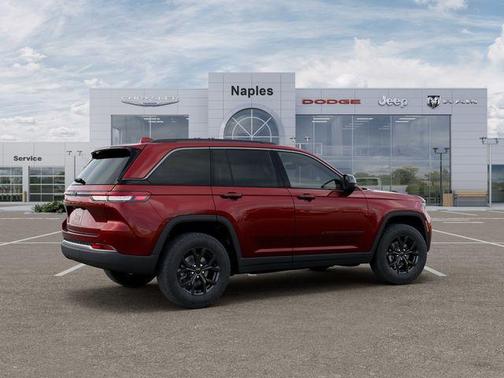 Velvet Red Pearlcoat 2026 Jeep Grand Cherokee Laredo