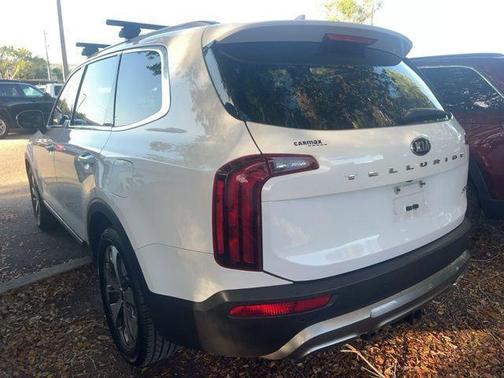 Glacial White Pearl 2021 Kia Telluride S