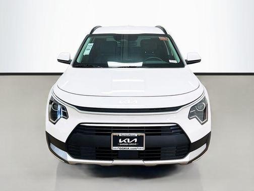 2025 Kia Niro EX