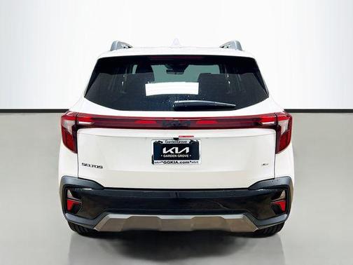 2025 Kia Seltos X-Line
